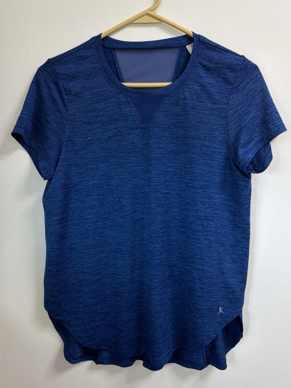 Danskin Now Short-Sleeve Athletic Tee in Navy Blue size S (4-6) Relaxed Stretchy